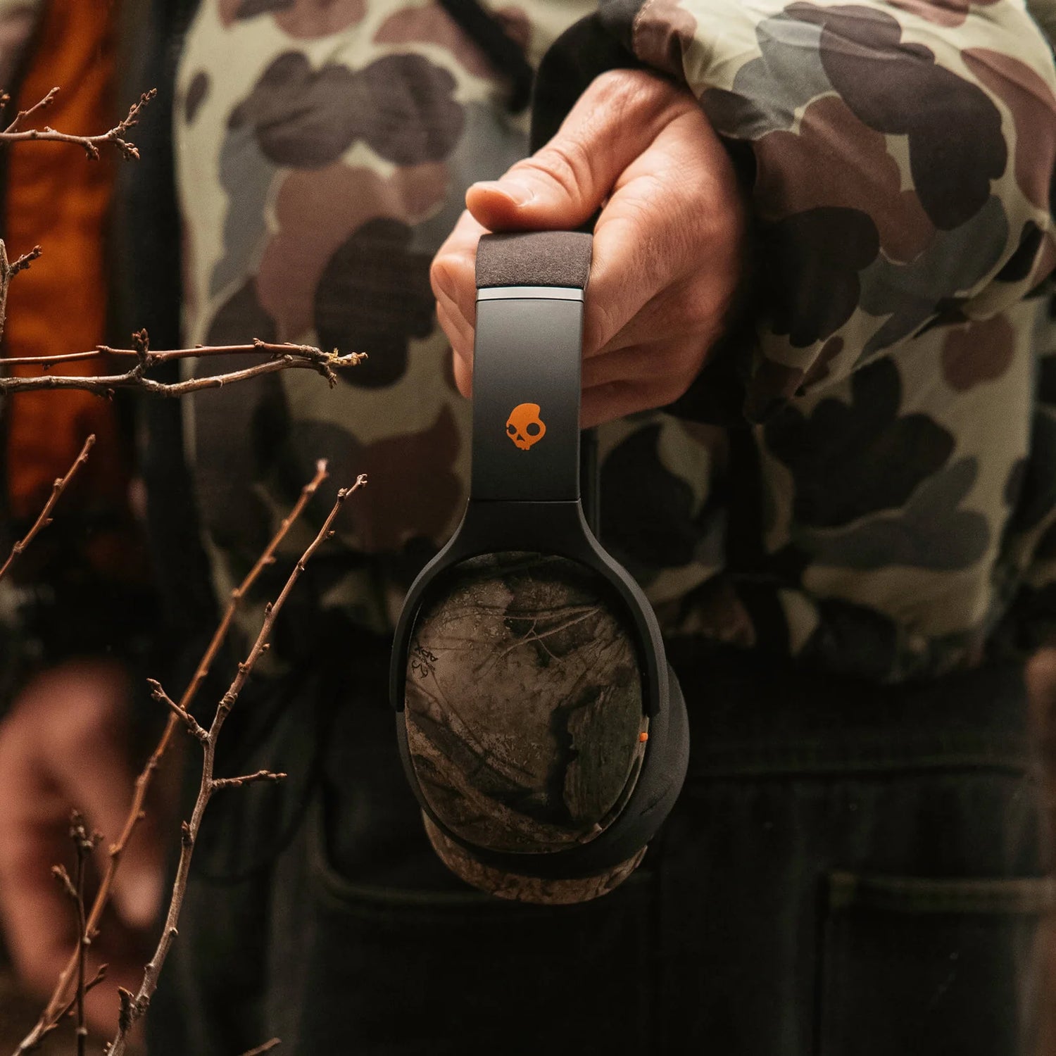 Realtree APX Black/Orange